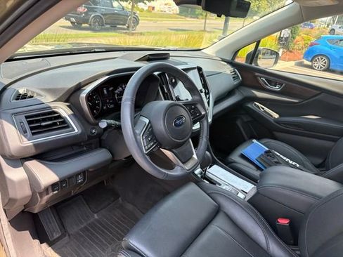 Used 2023 Subaru Ascent Touring AWD/4WD image 6