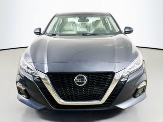 Used 2021 Nissan Altima 2.5 SL video 2