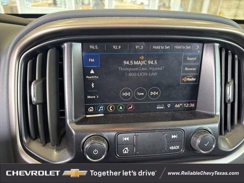 Used 2021 Chevrolet Colorado Z71 w/ Z71 Midnight Edition image 18