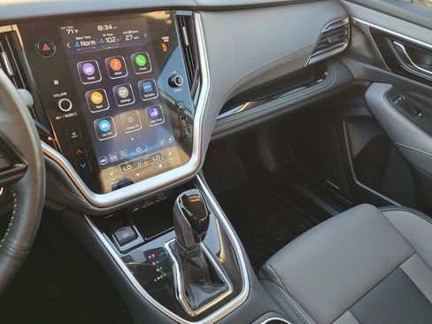 Certified 2025 Subaru Outback Onyx Edition image 24