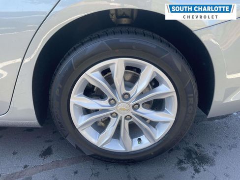 Used 2025 Chevrolet Malibu LT FWD image 6