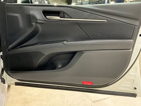 Used 2025 Toyota Camry SE FWD image 22