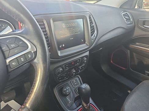 Used 2021 Jeep Compass Trailhawk w/ Convenience Group image 15