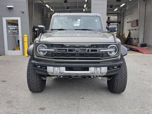 New 2025 Ford Bronco Raptor w/ Interior Carbon Fiber Pack AWD/4WD image 8