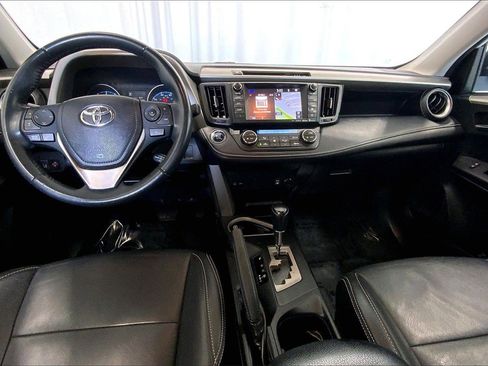 Used 2017 Toyota RAV4 XLE image 15