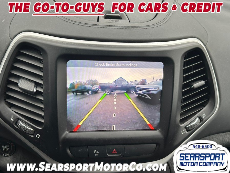 Used 2018 Jeep Cherokee Overland AWD/4WD image 17