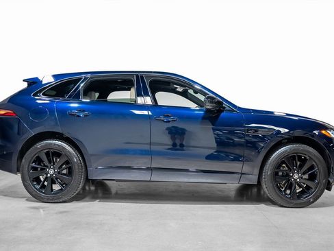 Used 2025 Jaguar F-PACE R-Dynamic S image 16