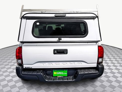 Used 2022 Toyota Tacoma SR image 8