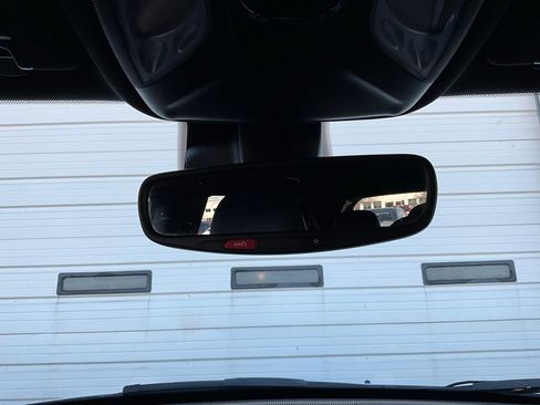 Used 2025 Jeep Compass Trailhawk image 17