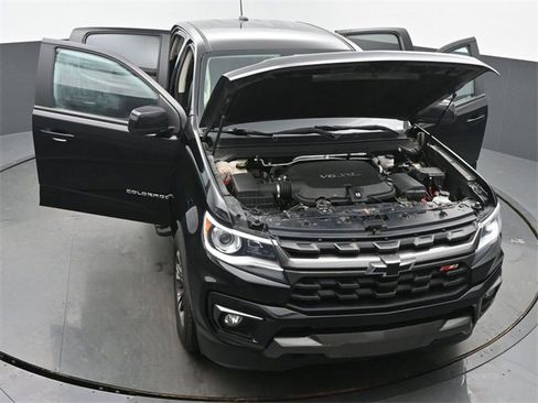 Used 2021 Chevrolet Colorado Z71 w/ LPO, Tonneau and Step Package image 62