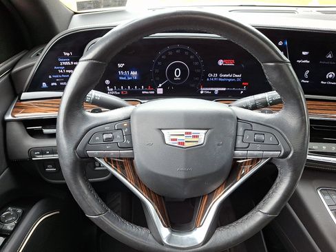 Certified 2023 Cadillac Escalade ESV Premium Luxury image 14