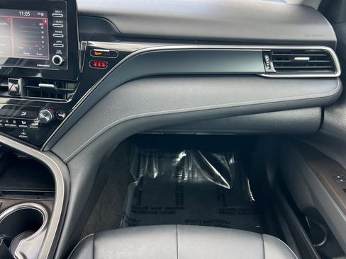 Used 2023 Toyota Camry SE image 28