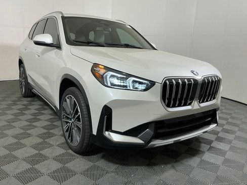 New 2026 BMW X1 xDrive28i w/ Convenience Package AWD/4WD image 4