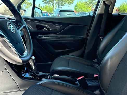Used 2021 Buick Encore Preferred w/ Safety Package FWD image 12