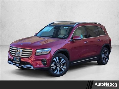 New 2026 Mercedes-Benz GLB 250 4MATIC image 1