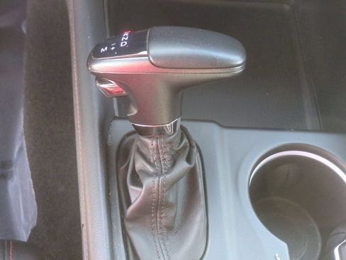 Used 2024 Dodge Durango GT AWD/4WD image 12