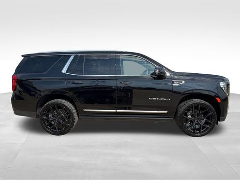 Certified 2021 GMC Yukon Denali w/ Denali Ultimate Package AWD/4WD image 7
