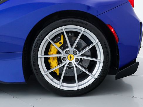 Certified 2020 Ferrari 488 Pista Coupe RWD image 43