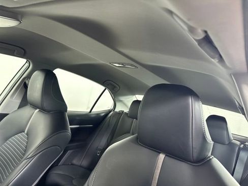 Used 2024 Toyota Camry SE image 12