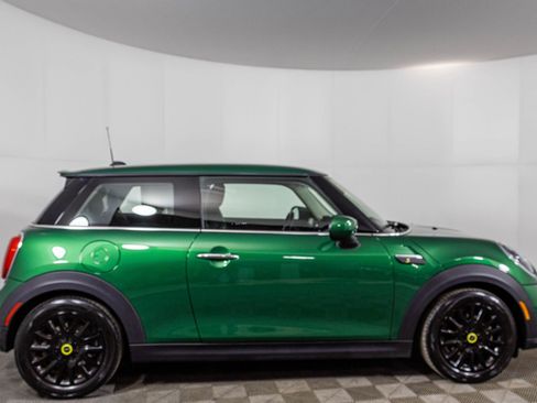 Used 2023 MINI Cooper SE image 13