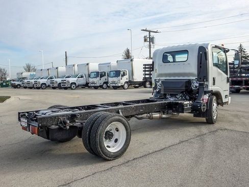 New 2025 Chevrolet Low Cab Forward 5500XG RWD image 3