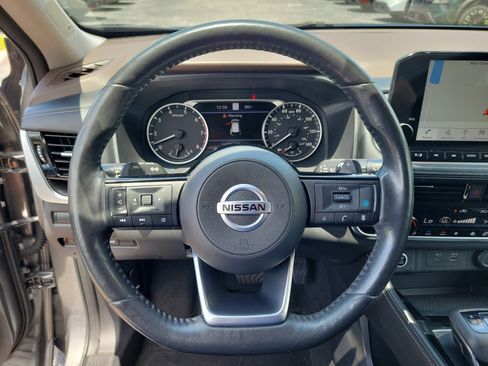 Certified 2021 Nissan Rogue SL w/ Premium Package FWD image 18