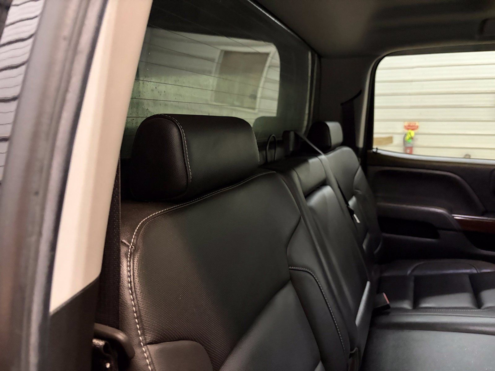 Used 2019 GMC Sierra 2500 SLT w/ Duramax Plus Package AWD/4WD image 31