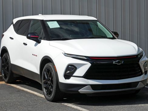 Used 2023 Chevrolet Blazer LT FWD image 50