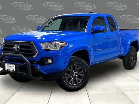 Used 2020 Toyota Tacoma SR5 image 3