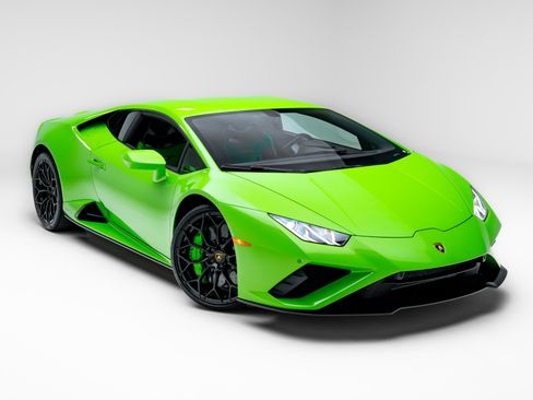 Used 2022 Lamborghini Huracan EVO RWD image 24
