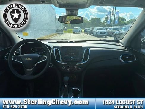 Used 2023 Chevrolet Equinox LT FWD image 9