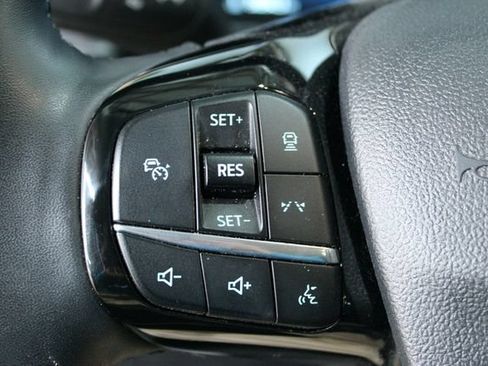 Used 2025 Ford Escape Platinum AWD/4WD image 19