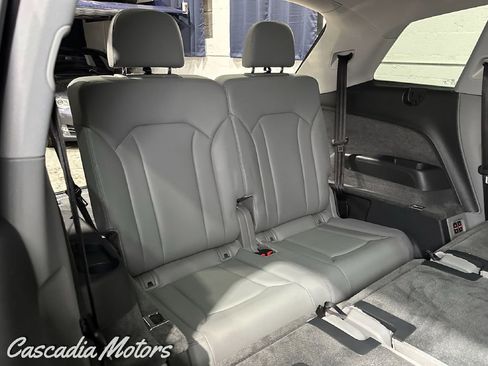Used 2018 Audi Q7 3.0T Premium Plus image 15