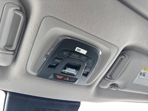 New 2026 Toyota Corolla Cross LE image 18