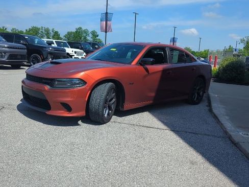 Used 2023 Dodge Charger R/T w/ Blacktop Package RWD image 5