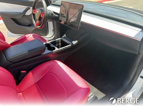 Used 2021 Tesla Model Y Long Range AWD/4WD image 28