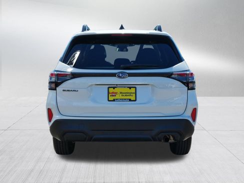 Certified 2025 Subaru Forester Premium AWD/4WD image 6