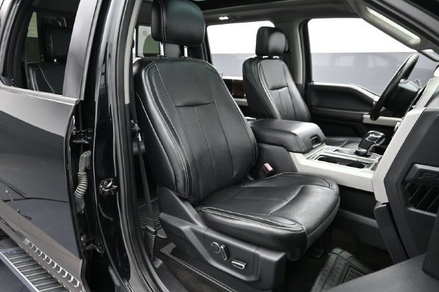 Used 2018 Ford F150 Lariat w/ Equipment Group 502A Luxury AWD/4WD image 30