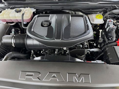 Used 2025 RAM 1500 Big Horn image 30