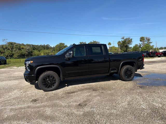 New 2026 Chevrolet Silverado 2500 High Country w/ Midnight Edition AWD/4WD image 3