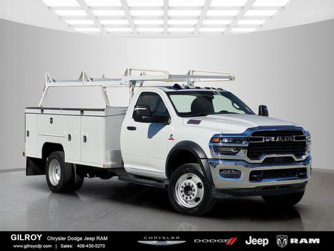 New 2026 RAM 5500 Tradesman w/ Chrome Appearance Group image 1
