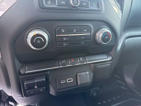 Used 2022 GMC Sierra 2500 Pro w/ Convenience Package image 17