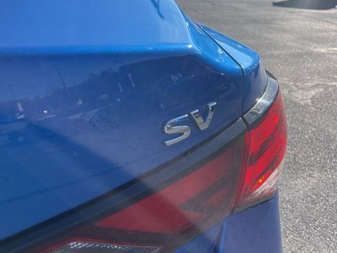 Used 2024 Nissan Sentra SV FWD image 11