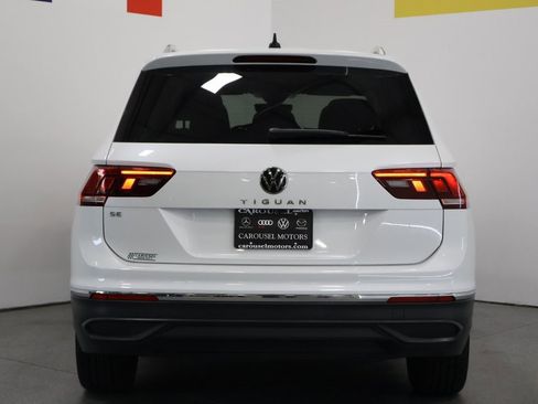 Used 2023 Volkswagen Tiguan SE image 11