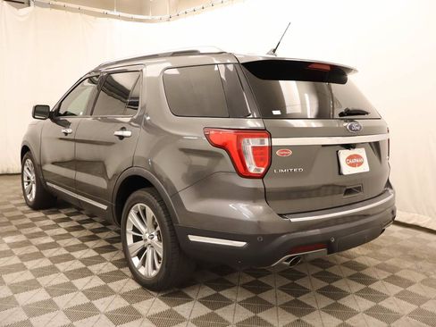 Used 2019 Ford Explorer Limited w/ Class III Trailer Tow Package AWD/4WD image 3