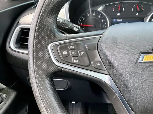 Used 2024 Chevrolet Equinox LS w/ LS Convenience Package FWD image 11