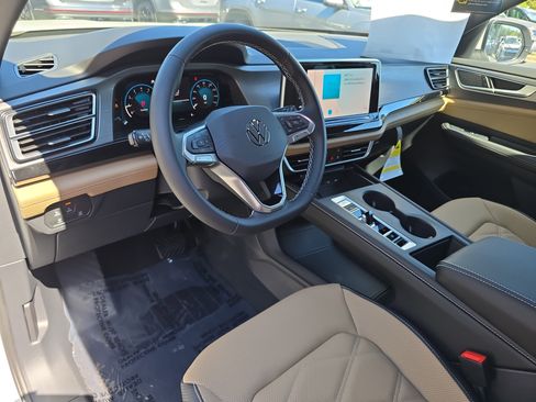 New 2026 Volkswagen Atlas Cross Sport SE AWD/4WD image 15