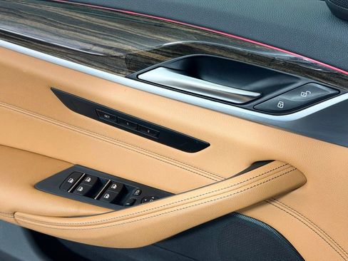 Used 2022 BMW 530i xDrive w/ Convenience Package AWD/4WD image 21