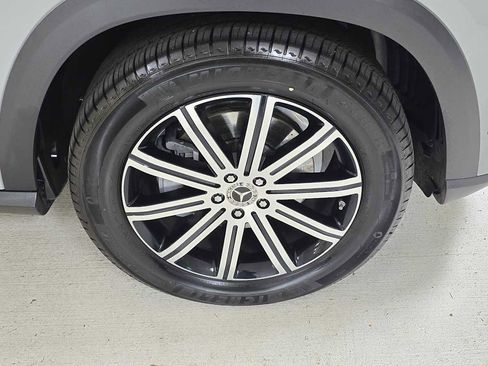 Used 2026 Mercedes-Benz GLE 350 4MATIC image 9