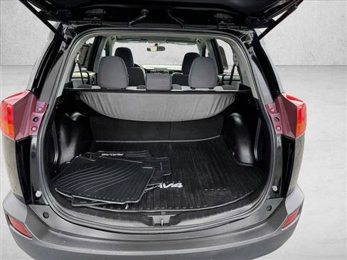 Used 2014 Toyota RAV4 XLE AWD/4WD image 8